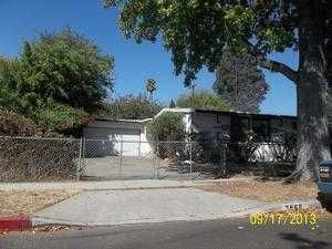 7965 Ranchito Ave, Panorama City, CA 91402