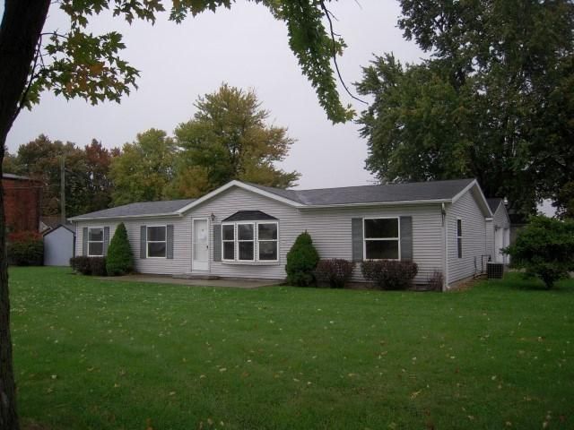 1441 S Bringhurst Rd, Bringhurst, IN 46913