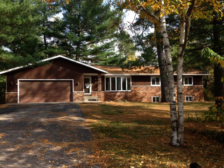 1940 Easlan Dr, Plover, WI 54467