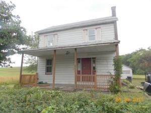 3827 Sweet Arrow Lake Rd, Pine Grove, PA 17963