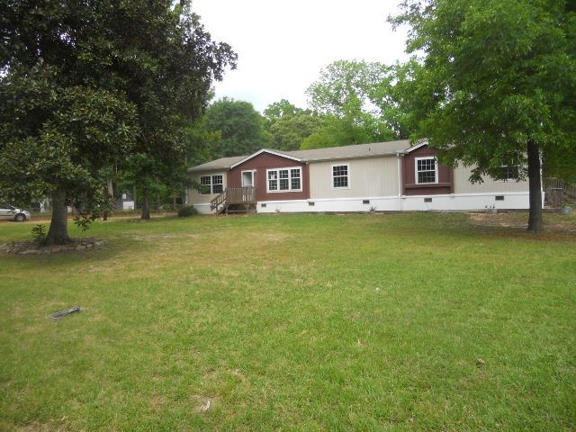 200 Marie St, Shepherd, TX 77371