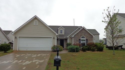 103 Faybrook Dr, Byron, GA 31008