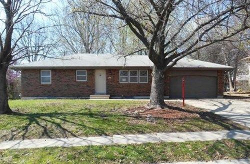 707 NW 5th St, Blue Springs, MO 64014