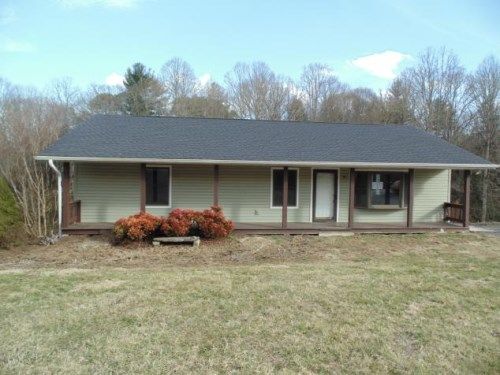 4147 Turnpike Road, Horse Shoe, NC 28742