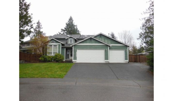 30424 Cumberland Dr, Black Diamond, WA 98010