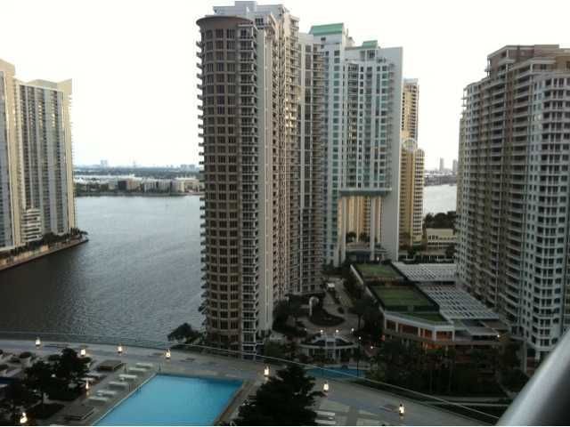 495 BRICKELL AV # 2206, Miami, FL 33131