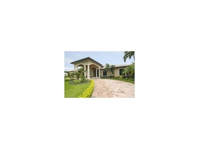 9745 SW 146 ST, Miami, FL 33176