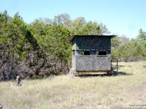 000 Panther Ridge, Pipe Creek, TX 78063