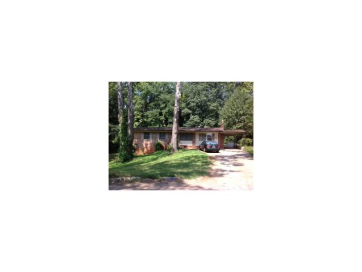 2775 Belleau Lane, Atlanta, GA 30316