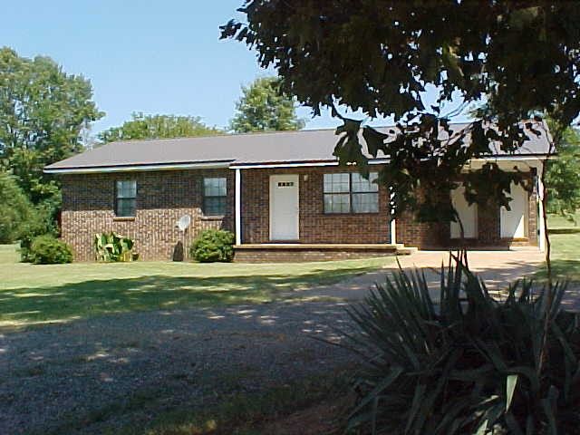 1006 Elm St., Coal Hill, AR 72832