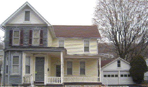 64 Walnut St, Cressona, PA 17929