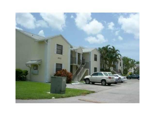 802 CONSTITUTION DR # 802D, Homestead, FL 33034