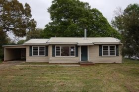 310 Juanita Street, Eunice, LA 70535