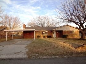 307 Tenth St, Nocona, TX 76255