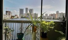 462 GOLDEN ISLES DR # 310 Hallandale, FL 33009