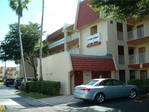 1000 COUNTRY CLUB DR # 105, Pompano Beach, FL 33063