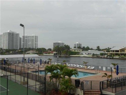 2017 S OCEAN DR # 208 W, Hallandale, FL 33009