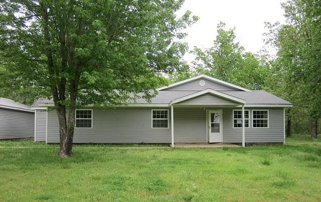 Azure Ln, Elkland, MO 65644