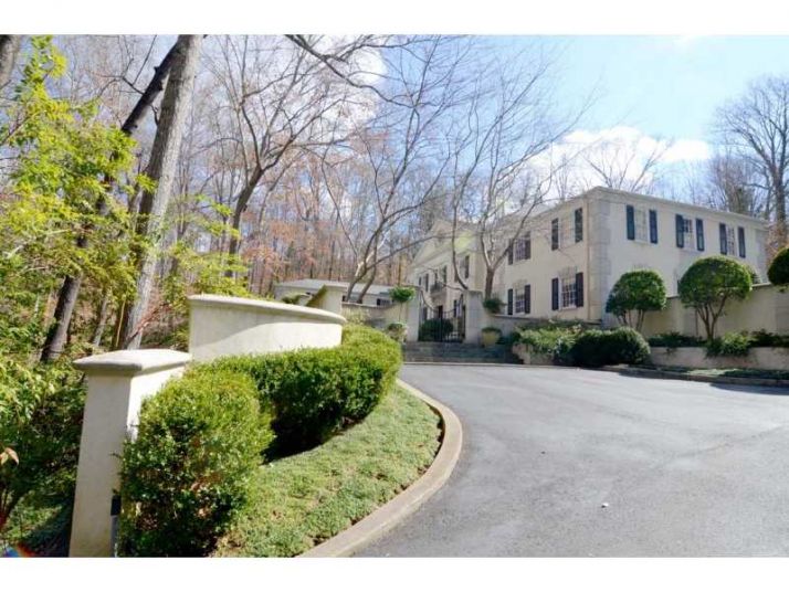 2615 W Wesley Road, Atlanta, GA 30327