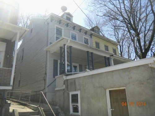 227 Nichols St, Pottsville, PA 17901