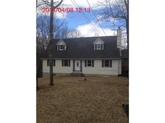 12722 Magnolia Dr, East Stroudsburg, PA 18301