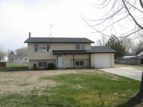 206 NW Wilson Circle, Mountain Home, ID 83647