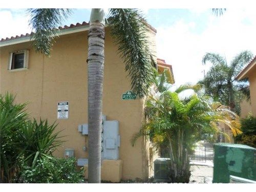 2760 W 62 PL # 203, Hialeah, FL 33016