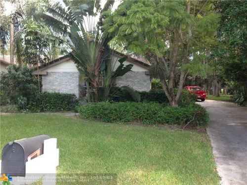 7810 SEQUOIA LN, Pompano Beach, FL 33067