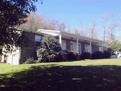 155 Clinch Avenue, Sneedville, TN 37869