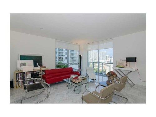 1060 BRICKELL AV # 1417, Miami, FL 33131