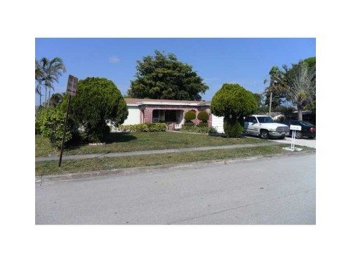 273 NW 79 TE, Pompano Beach, FL 33063