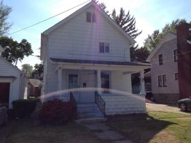 123 Grandview Street, Conneaut, OH 44030