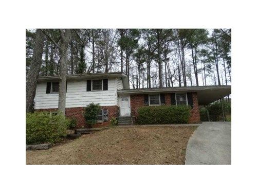 6030 Pinecreek Road, Forest Park, GA 30297