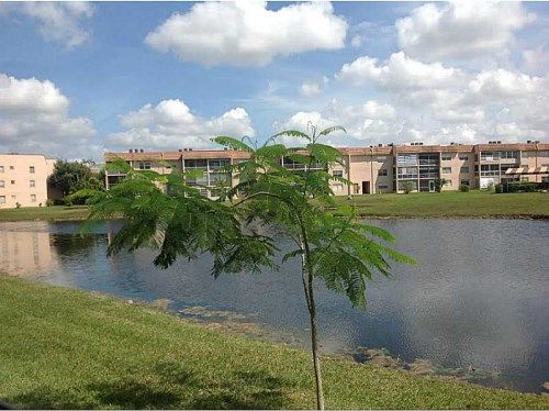 9861 SUNRISE LAKES BL # 105, Fort Lauderdale, FL 33322