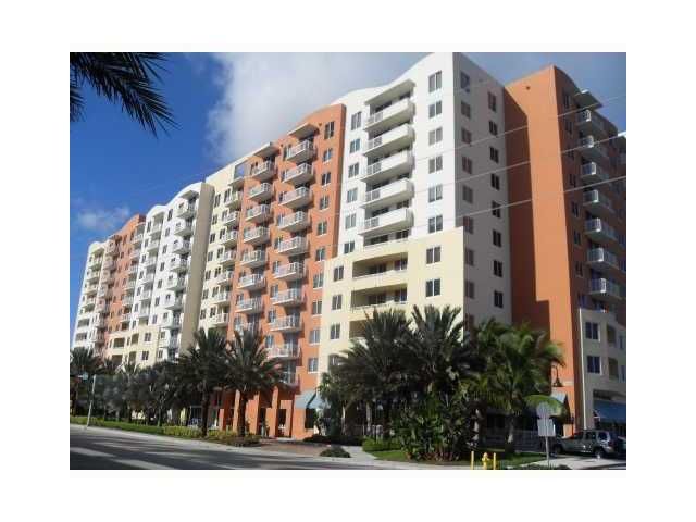 18800 NE 29 AV # PH23, Miami, FL 33180