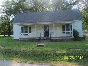 505 Parker St, Gibson, TN 38338