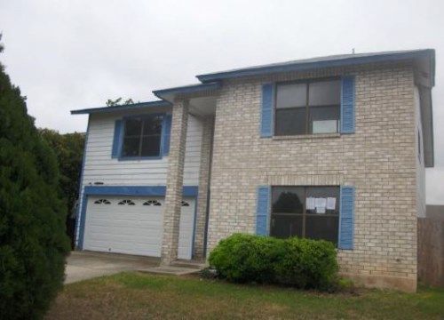 9018 Fabens, San Antonio, TX 78251