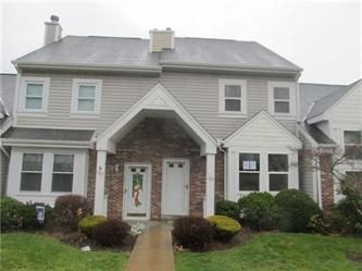 185     Old Village Lane, Bethel Park, PA 15102