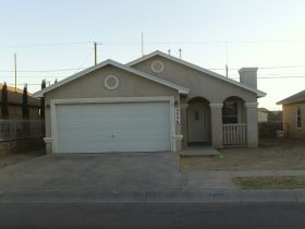 9996 Laurie Jo Lane, El Paso, TX 79927