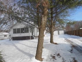 407 S West Street, Odon, IN 47562