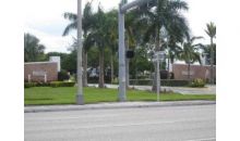 2980 POINT EAST DR # D-508 North Miami Beach, FL 33160