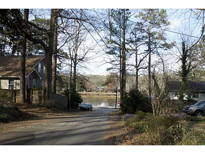 523 Pine Drive, Pine Lake, GA 30072