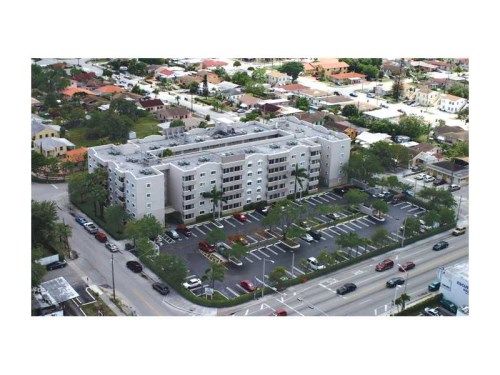 600 NW 32 PL # 404, Miami, FL 33125