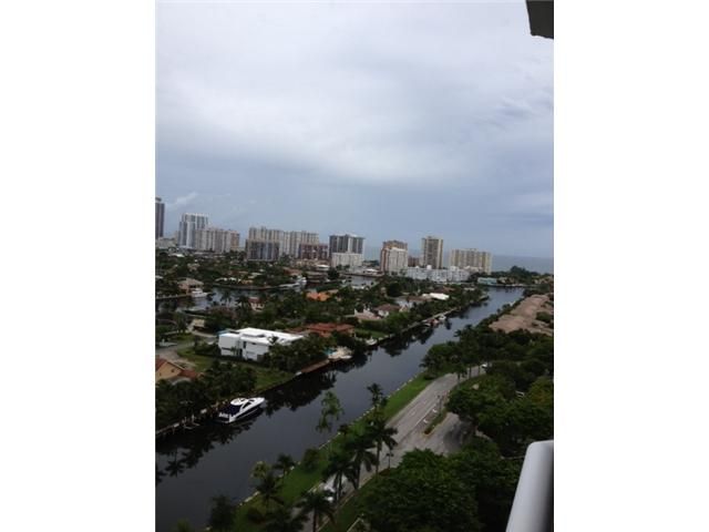 3598 YACHT CLUB DR # 1801, Miami, FL 33180