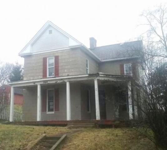 75 Highland Ave, West Alexander, PA 15376