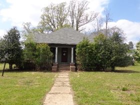 3403 Rice St, Texarkana, AR 71854