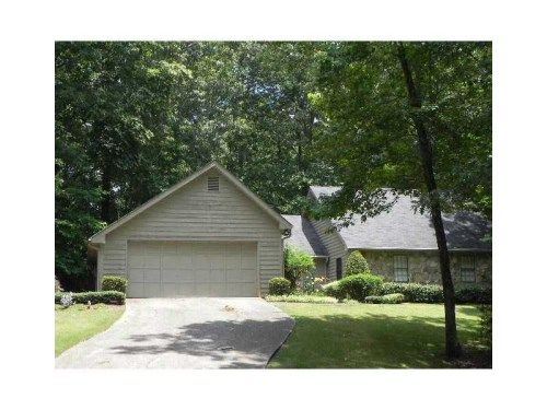 2641 Chimney Springs Drive, Marietta, GA 30062