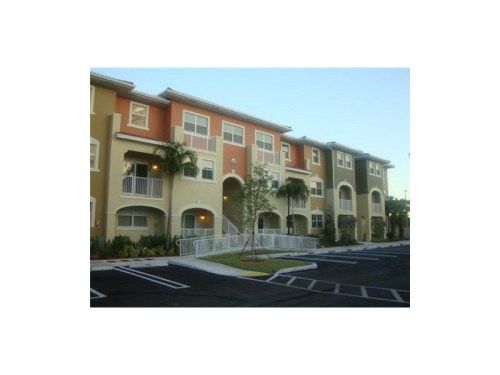 8800 NW 107 CT # 215/10, Miami, FL 33178