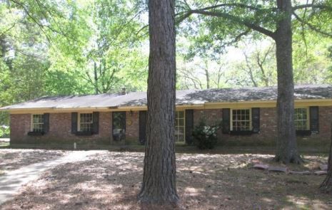 283 Sun Dr, Jackson, MS 39211