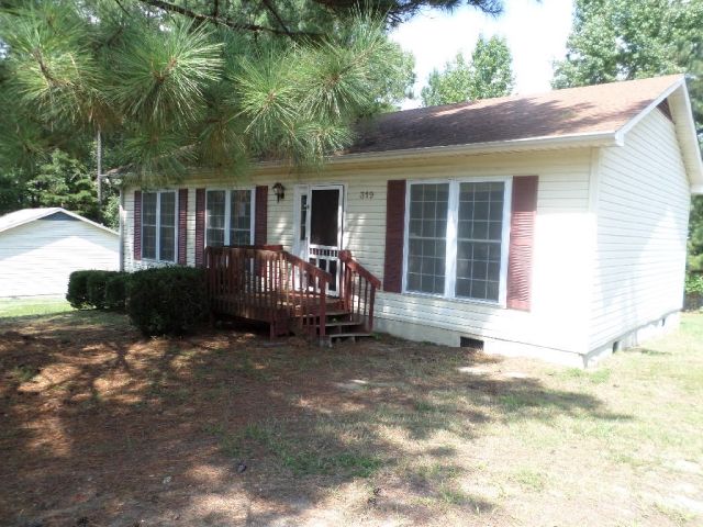 319 Cherry St, Creedmoor, NC 27522